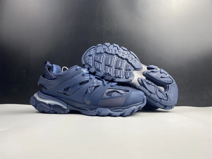 HighQuality BLCG Track Sneaker 542023 W2LA1 2597
