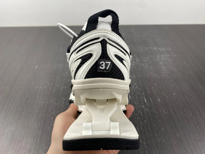 HighQuality BLCG X-Pander SNEAKER 653870 W2RB5 2436