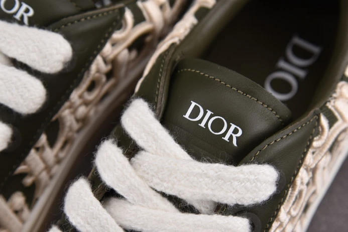 HighQuality DR B33 SNEAKER 2797