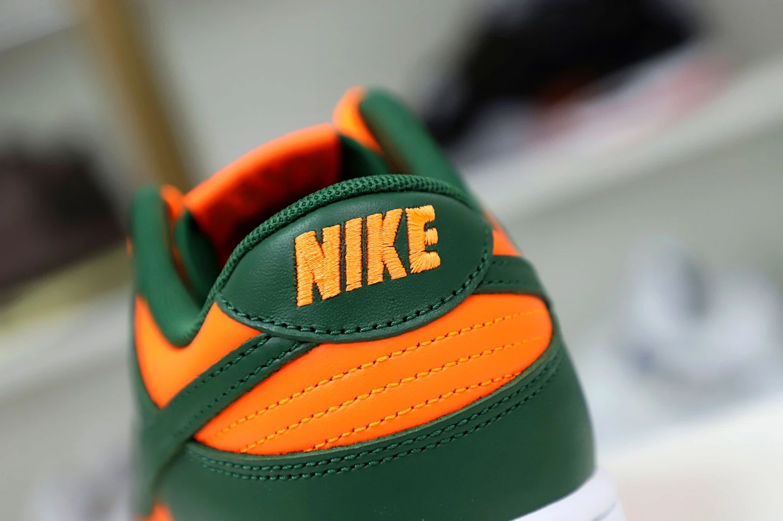 HighQuality Kimikick NIKE DUNK RETRO MINAMI HURRICANES 3526