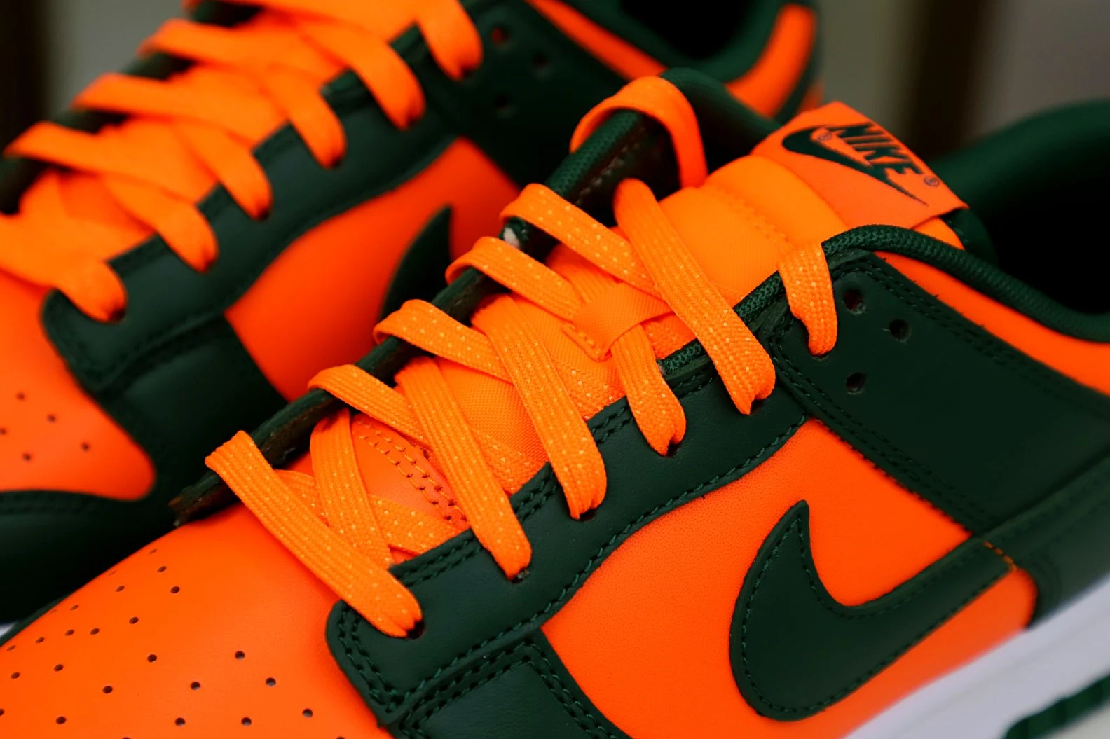 HighQuality Kimikick NIKE DUNK RETRO MINAMI HURRICANES 3526