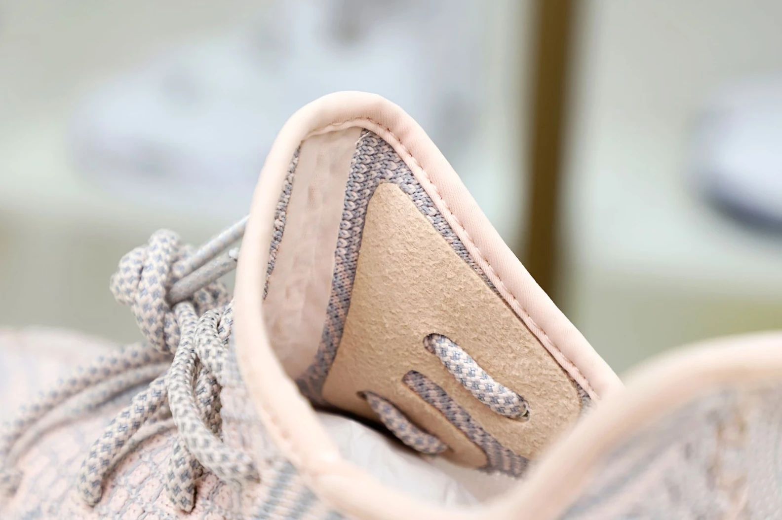 HighQuality Kimikick YEEZY BOOST 350 V2 'SYNTH NON-REFLECTIVE' 84