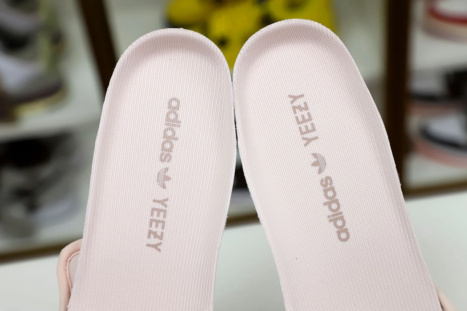 HighQuality Kimikick YEEZY BOOST 350 V2 'SYNTH NON-REFLECTIVE' 84