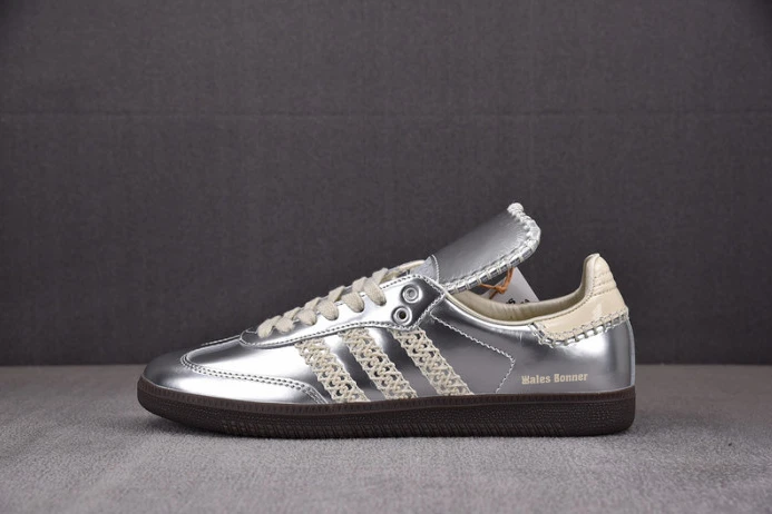 HighQuality ad*s samba wales bonner silver ig 288
