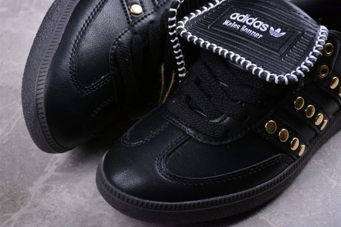 HighQuality ad*s samba wales bonner studded pack black ig 289