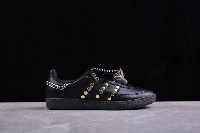 HighQuality ad*s samba wales bonner studded pack black ig 289