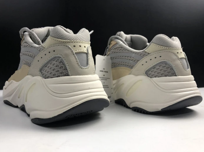 HighQuality ad*s yeezy boost 700 v2 cream gy 184
