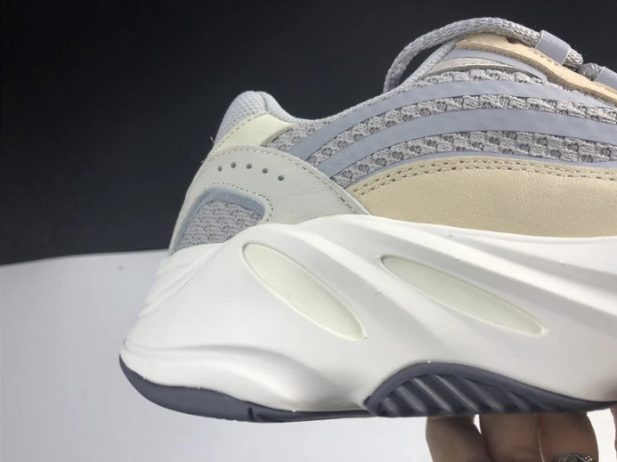 HighQuality ad*s yeezy boost 700 v2 cream gy 184