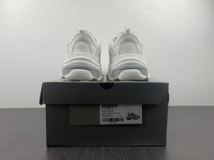 HighQuality triples trainer sneakers 2272