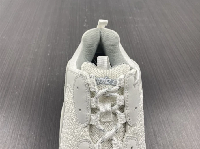 HighQuality triples trainer sneakers 2272