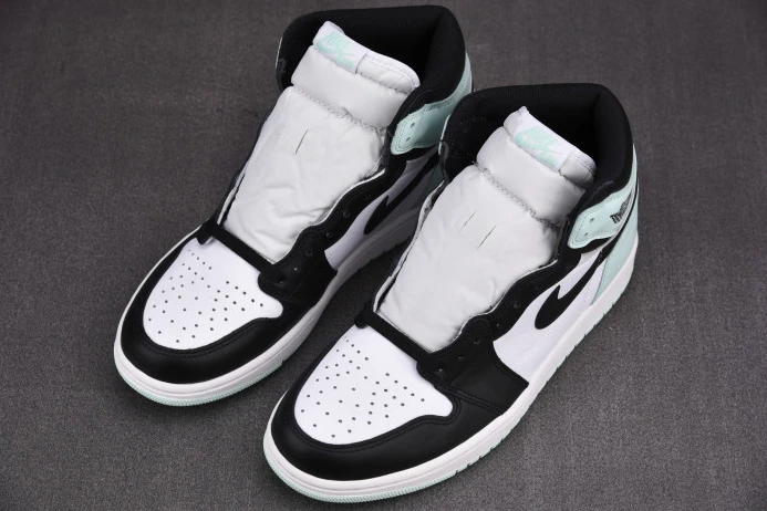 Jordan 1 Retro High Igloo 861428- StreetReady 818