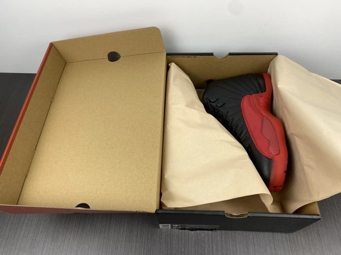 Jordan 12 Retro Flu Game (2016) 130690 DailyWear 681