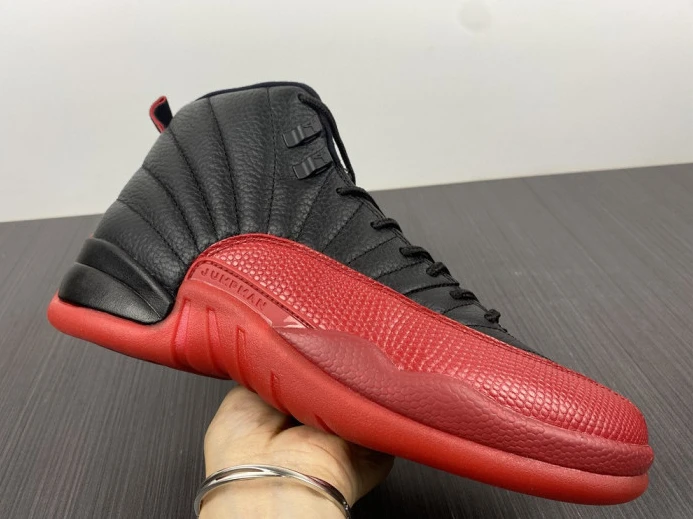 Jordan 12 Retro Flu Game (2016) 130690 DailyWear 681