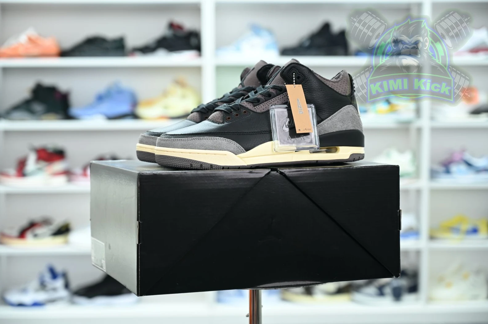 Kimikick A Ma Maniere x Jordan Air Jordan AllSeason 1860