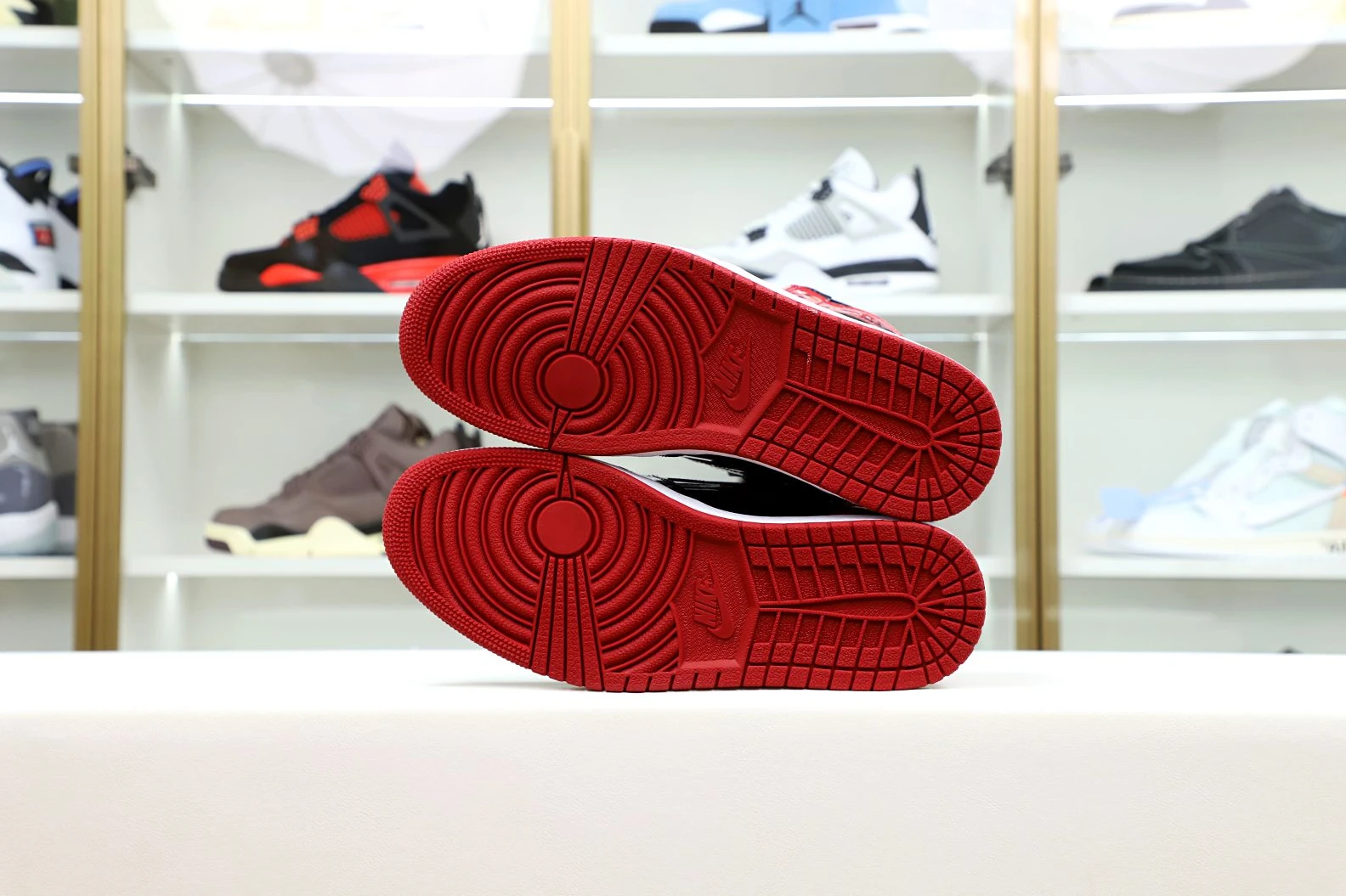 Kimikick AIR JORDAN 1 HIGH OG BRED PATENT DailyWear 2029