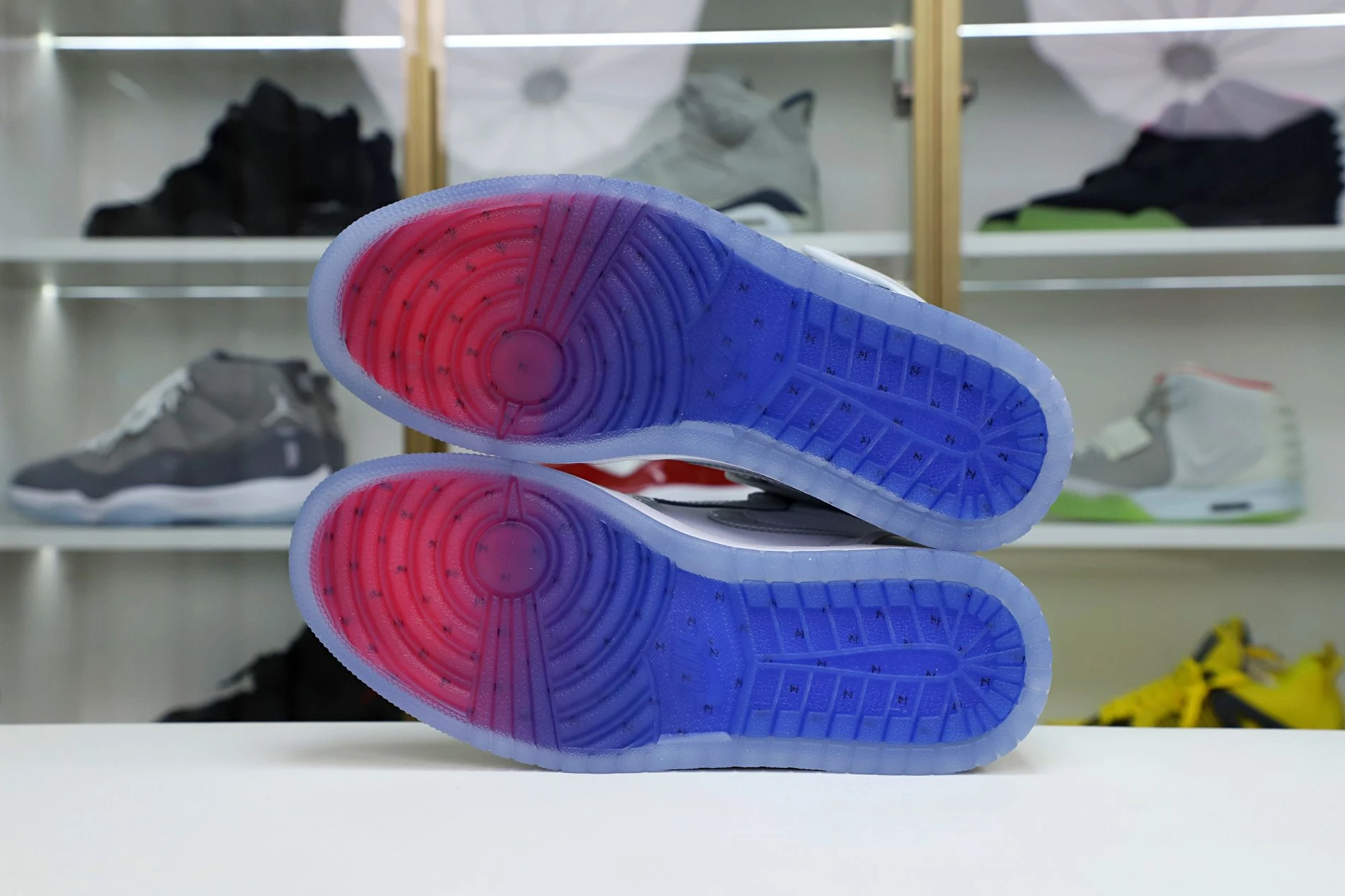 Kimikick AIR JORDAN 1 HIGH ZOOM 'RACER BLUE' StreetReady 1987