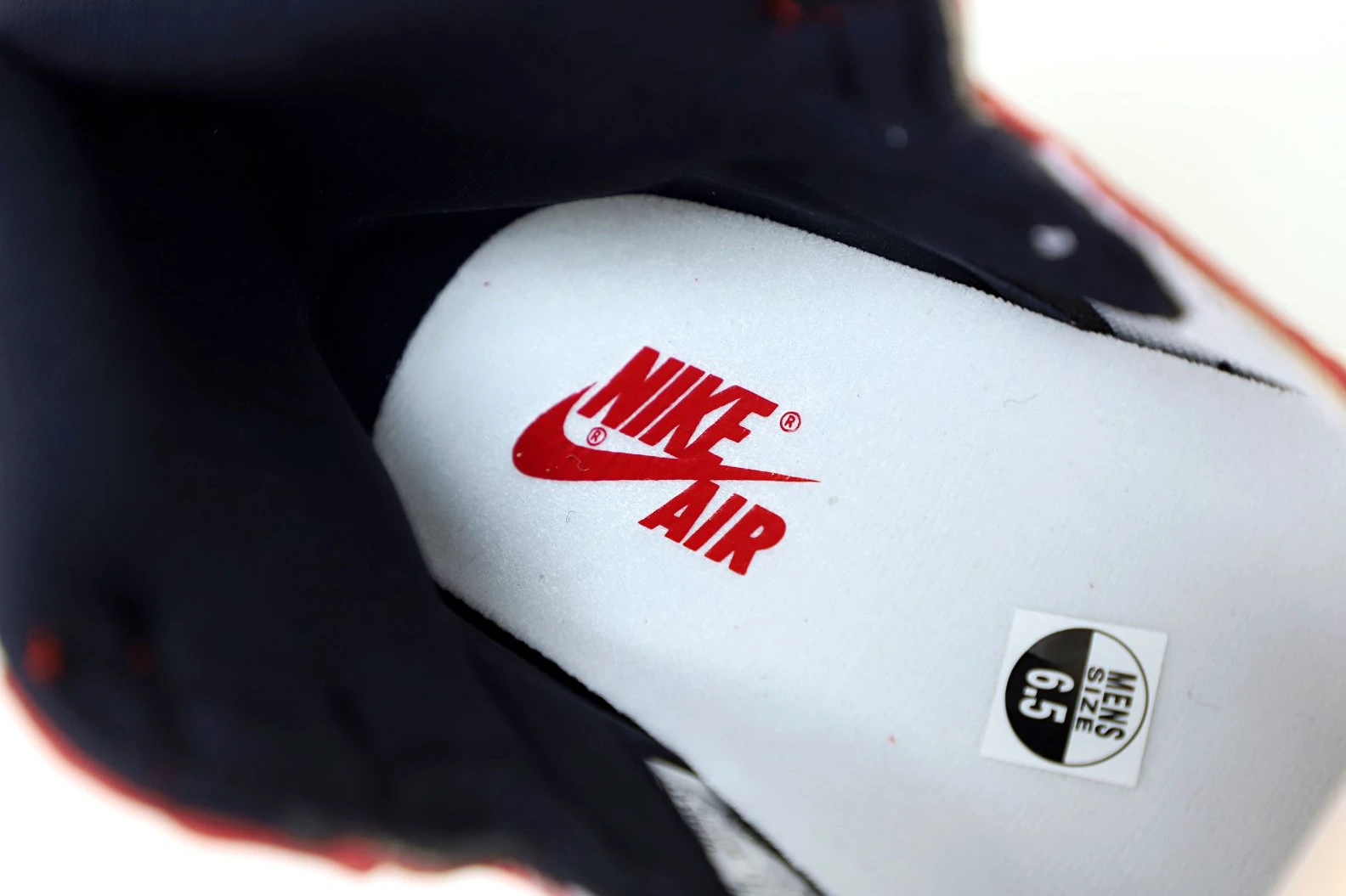 Kimikick AIR JORDAN 1 REIMAGINED LOST AND FOUND “CHICAGO” UrbanStyle 2022