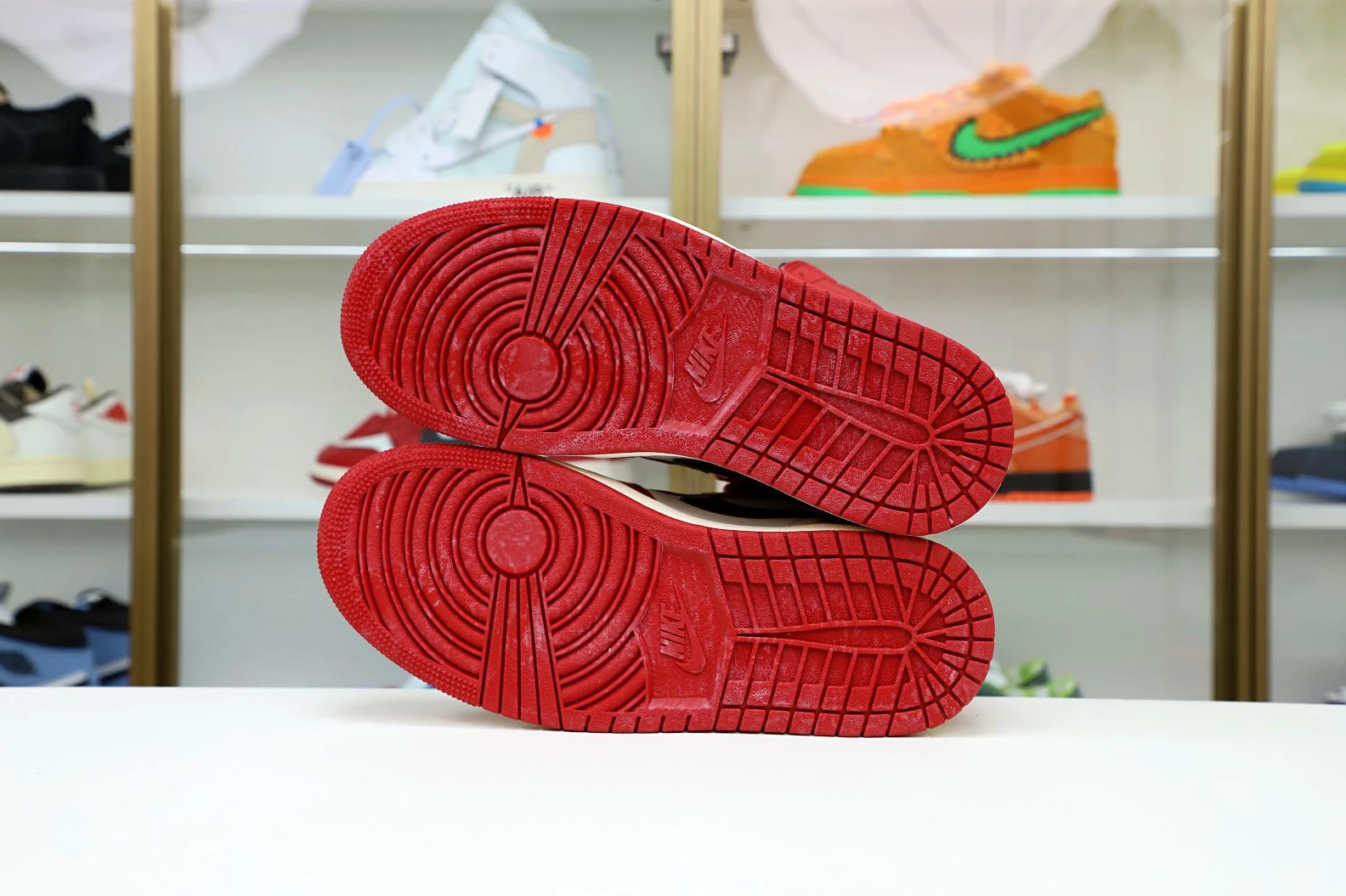 Kimikick AIR JORDAN 1 REIMAGINED LOST AND FOUND “CHICAGO” UrbanStyle 2022
