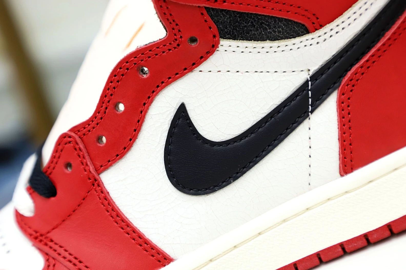 Kimikick AIR JORDAN 1 REIMAGINED LOST AND FOUND “CHICAGO” UrbanStyle 2022