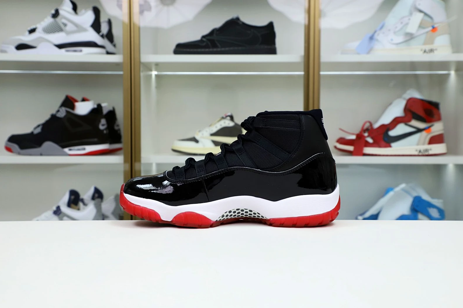 Kimikick AIR JORDAN 11 RETRO 'BRED' Popular 1967