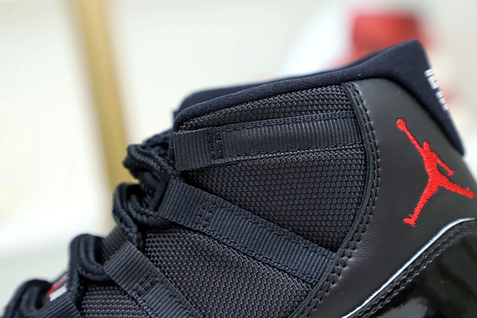 Kimikick AIR JORDAN 11 RETRO 'BRED' Popular 1967