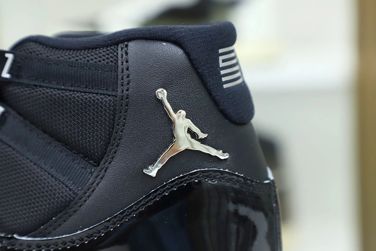 Kimikick AIR JORDAN 11 RETRO 'JUBILEE   25TH NewStyle 1946