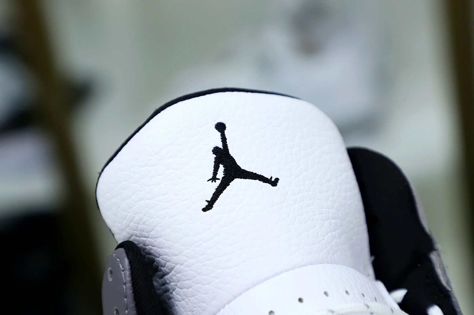 Kimikick AIR JORDAN 13 RETRO 'ATMOSPHERE GREY' -414571- Trendy 1929