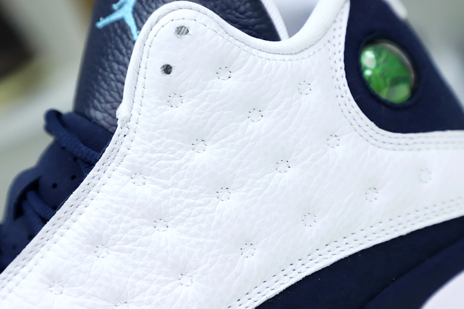 Kimikick AIR JORDAN 13 RETRO WHITE OBSIDIAN POWDER BLUE 414571- SportInspired 1937