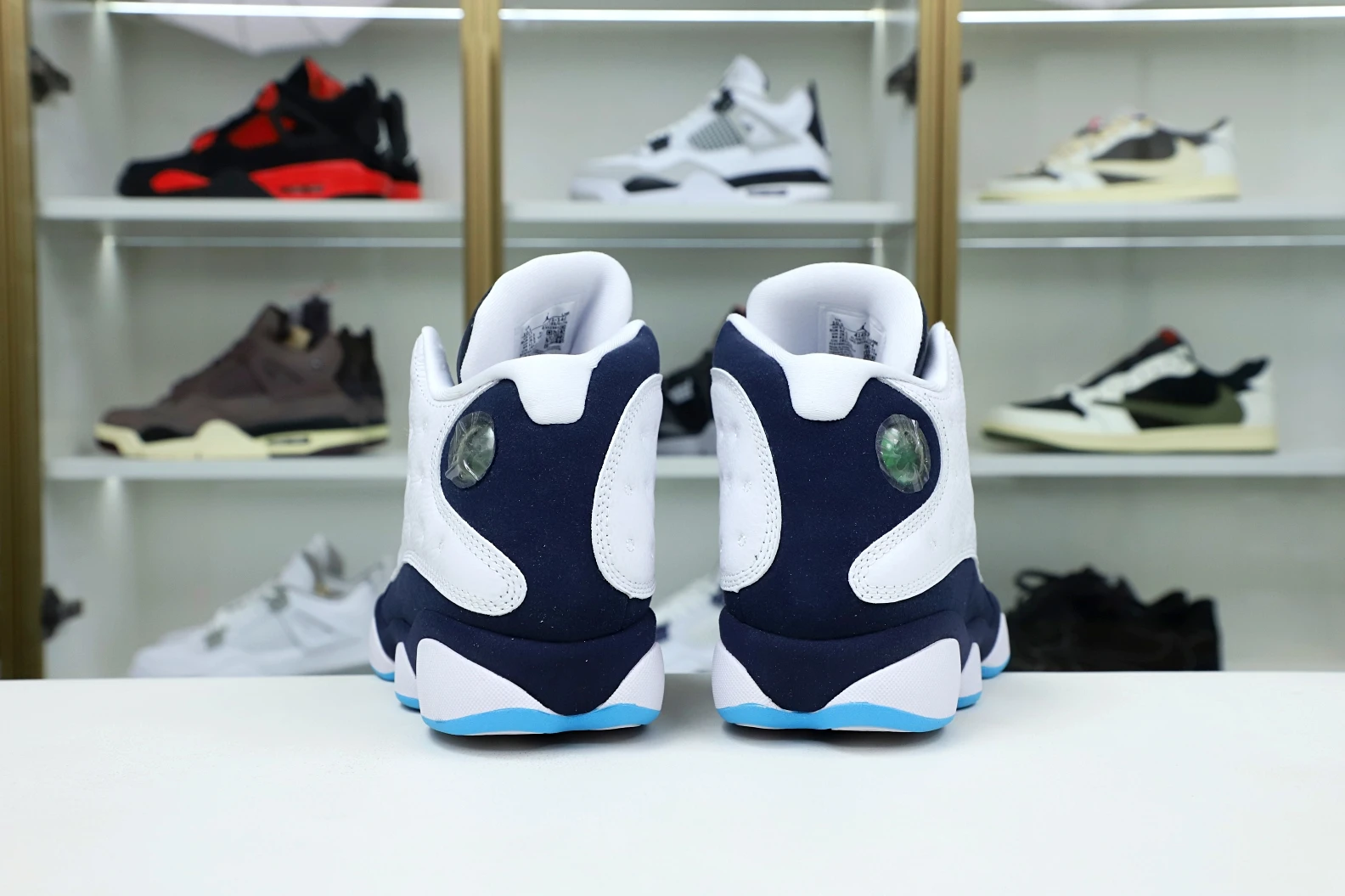 Kimikick AIR JORDAN 13 RETRO WHITE OBSIDIAN POWDER BLUE 414571- SportInspired 1937