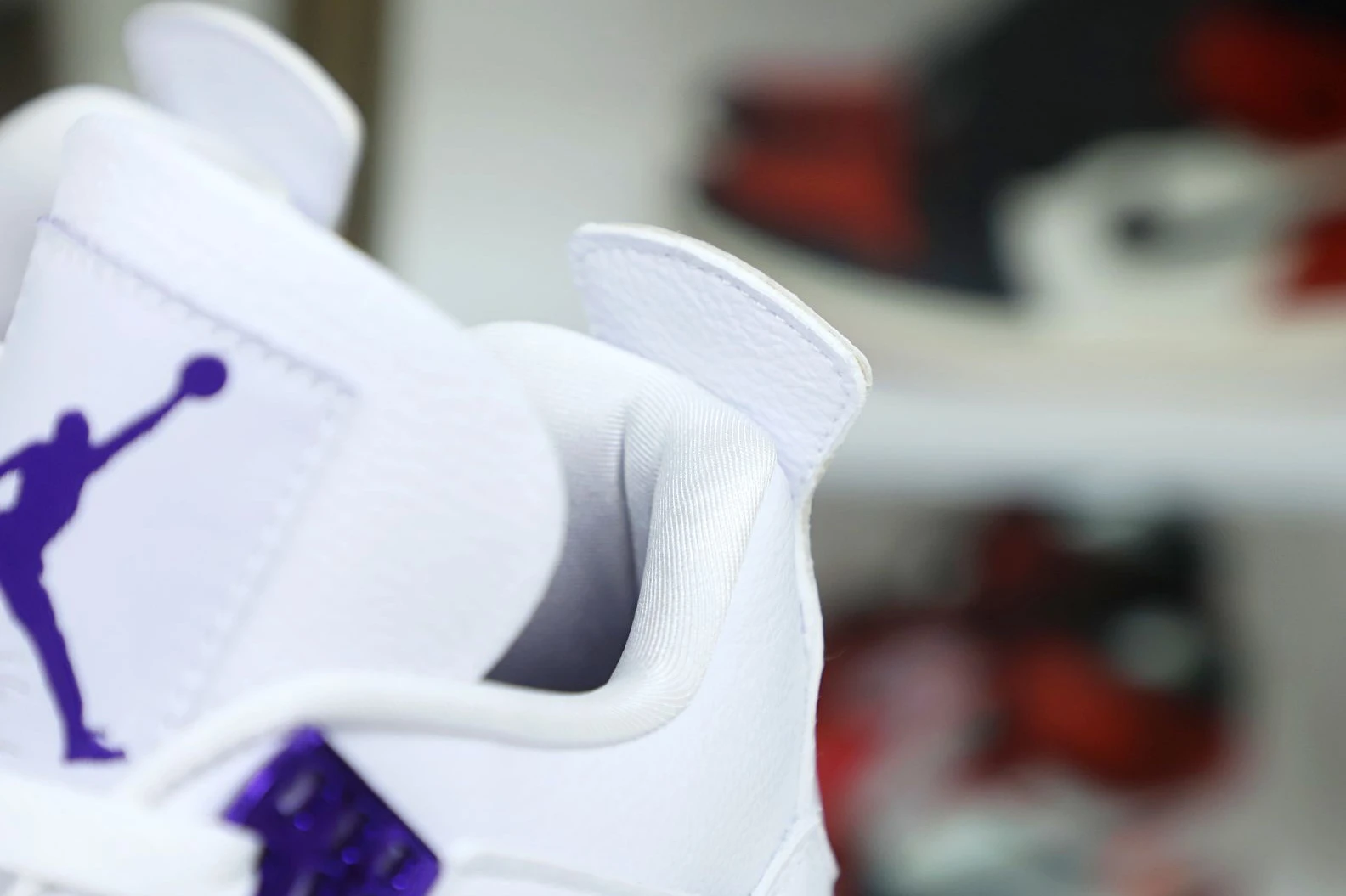 Kimikick AIR JORDAN 4 PURPLE METALLIC Affordable 1977