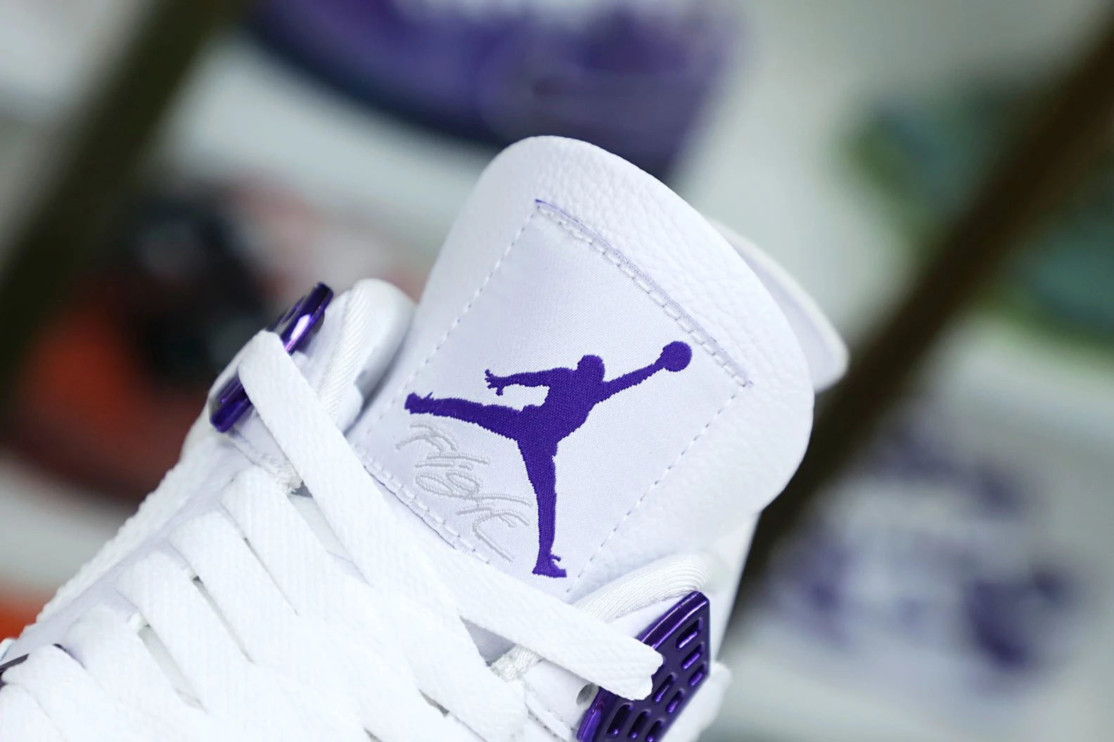 Kimikick AIR JORDAN 4 PURPLE METALLIC Affordable 1977