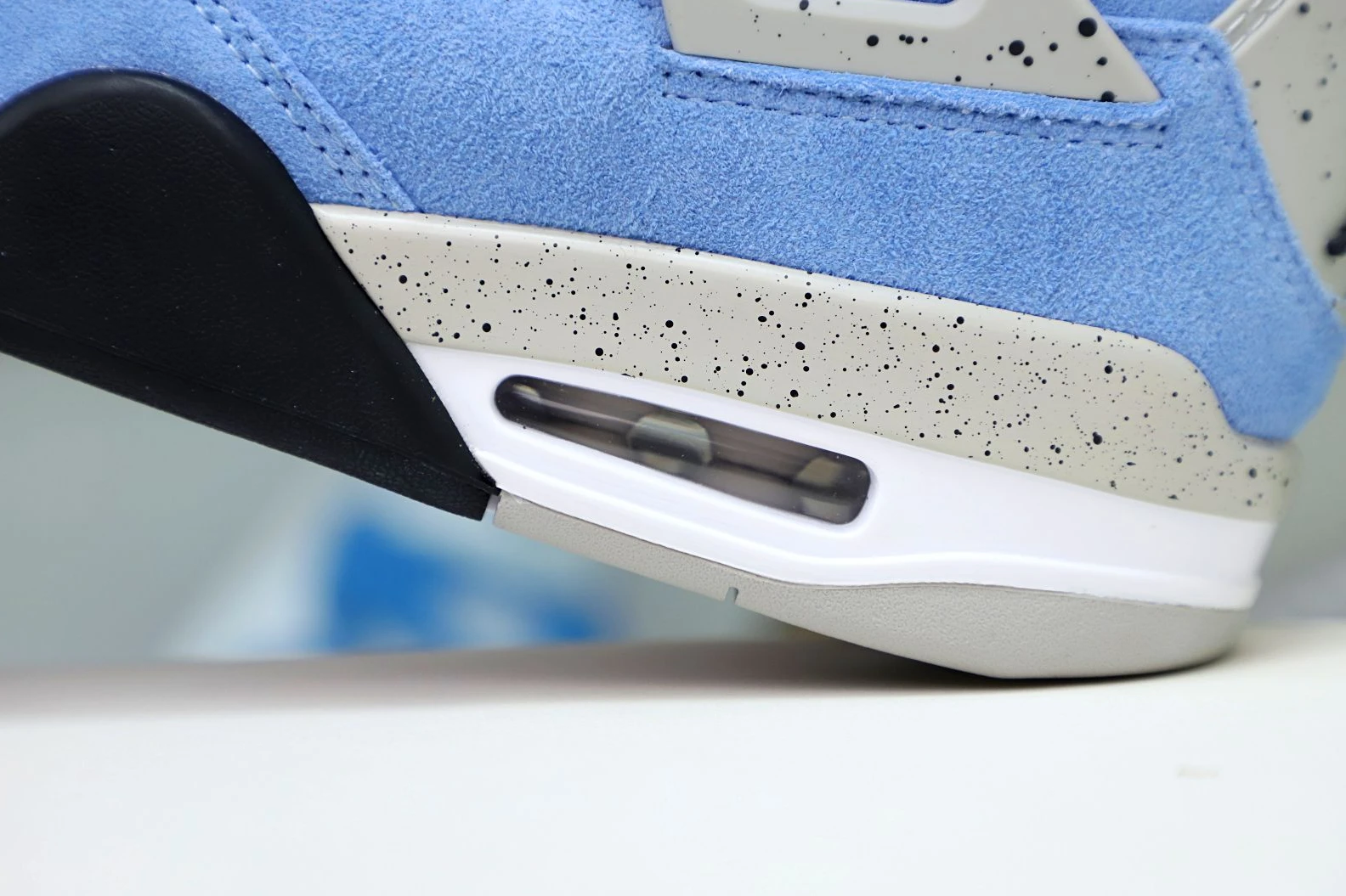Kimikick AIR JORDAN 4 UNIVERSITY BLUE DailyWear 2000