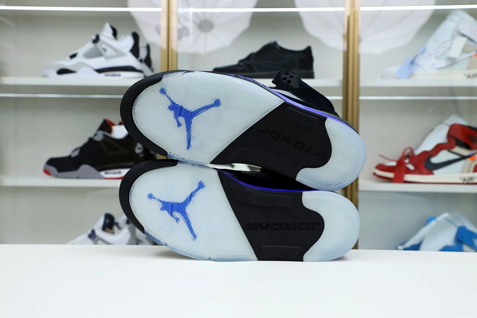 Kimikick AIR JORDAN AIR JORDAN 5 RETRO 'RACER BLUE' SportInspired 1971