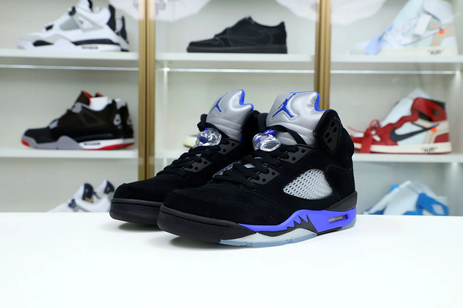Kimikick AIR JORDAN AIR JORDAN 5 RETRO 'RACER BLUE' SportInspired 1971