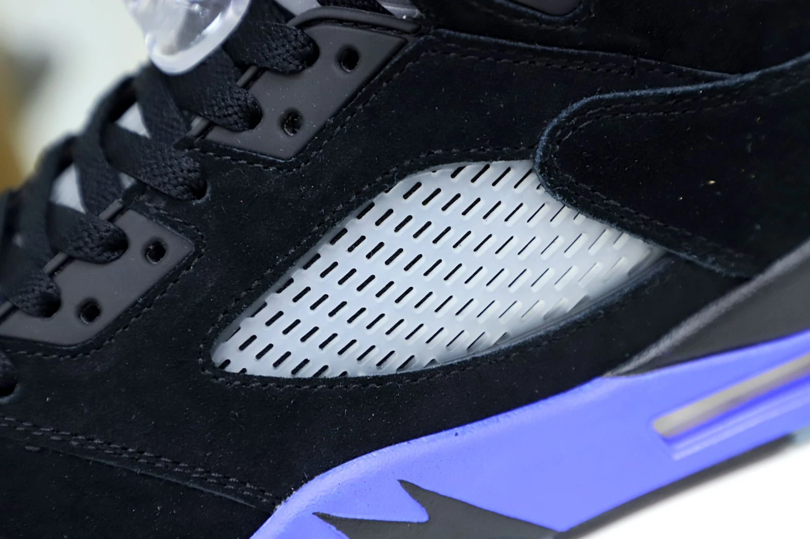 Kimikick AIR JORDAN AIR JORDAN 5 RETRO 'RACER BLUE' SportInspired 1971