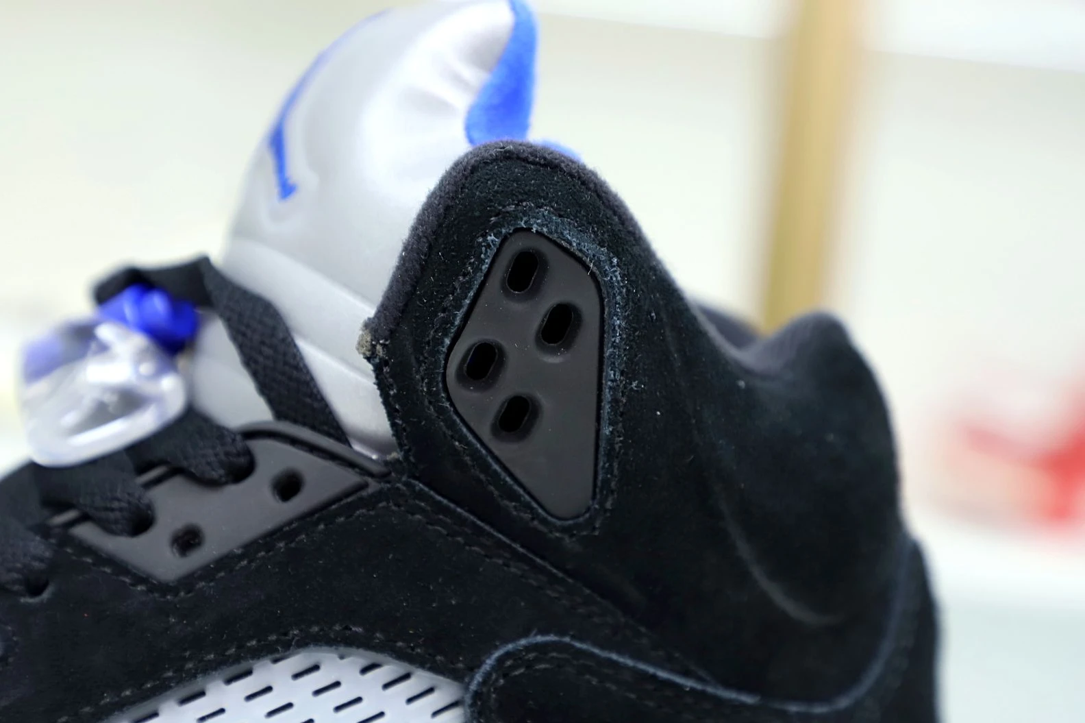 Kimikick AIR JORDAN AIR JORDAN 5 RETRO 'RACER BLUE' SportInspired 1971