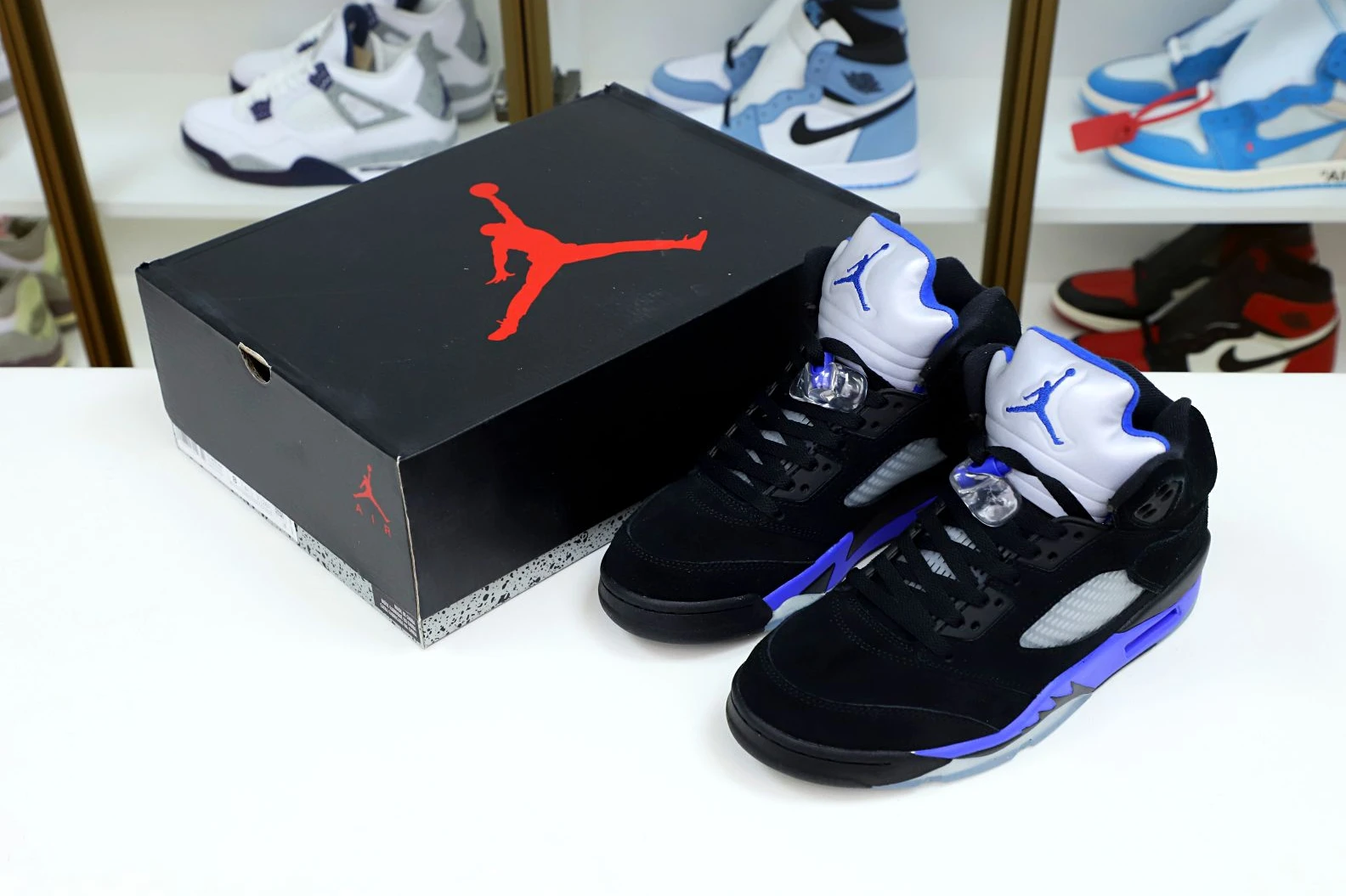 Kimikick AIR JORDAN AIR JORDAN 5 RETRO 'RACER BLUE' SportInspired 1971
