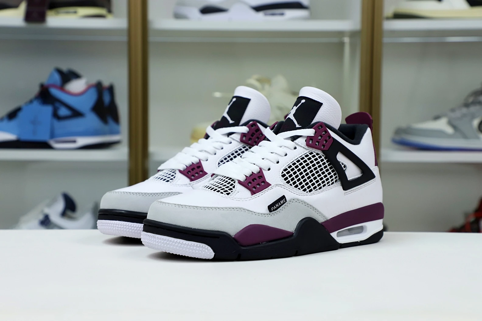 Kimikick AIR JORDAN PARIS SAINT-GERMAIN X AIR JORDAN 4 RETRO 'BORDEAUX' GoAnywhere 1956