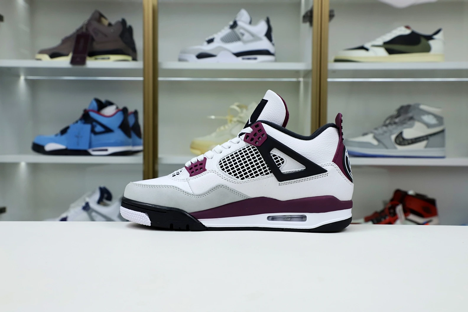 Kimikick AIR JORDAN PARIS SAINT-GERMAIN X AIR JORDAN 4 RETRO 'BORDEAUX' GoAnywhere 1956