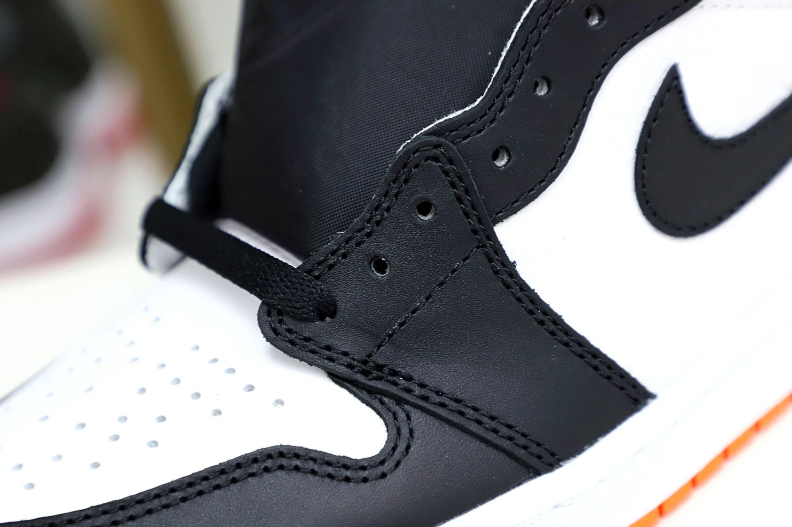 Kimikick Air Jordan 1 Retro High OG Electro Orange' Trendy 1972