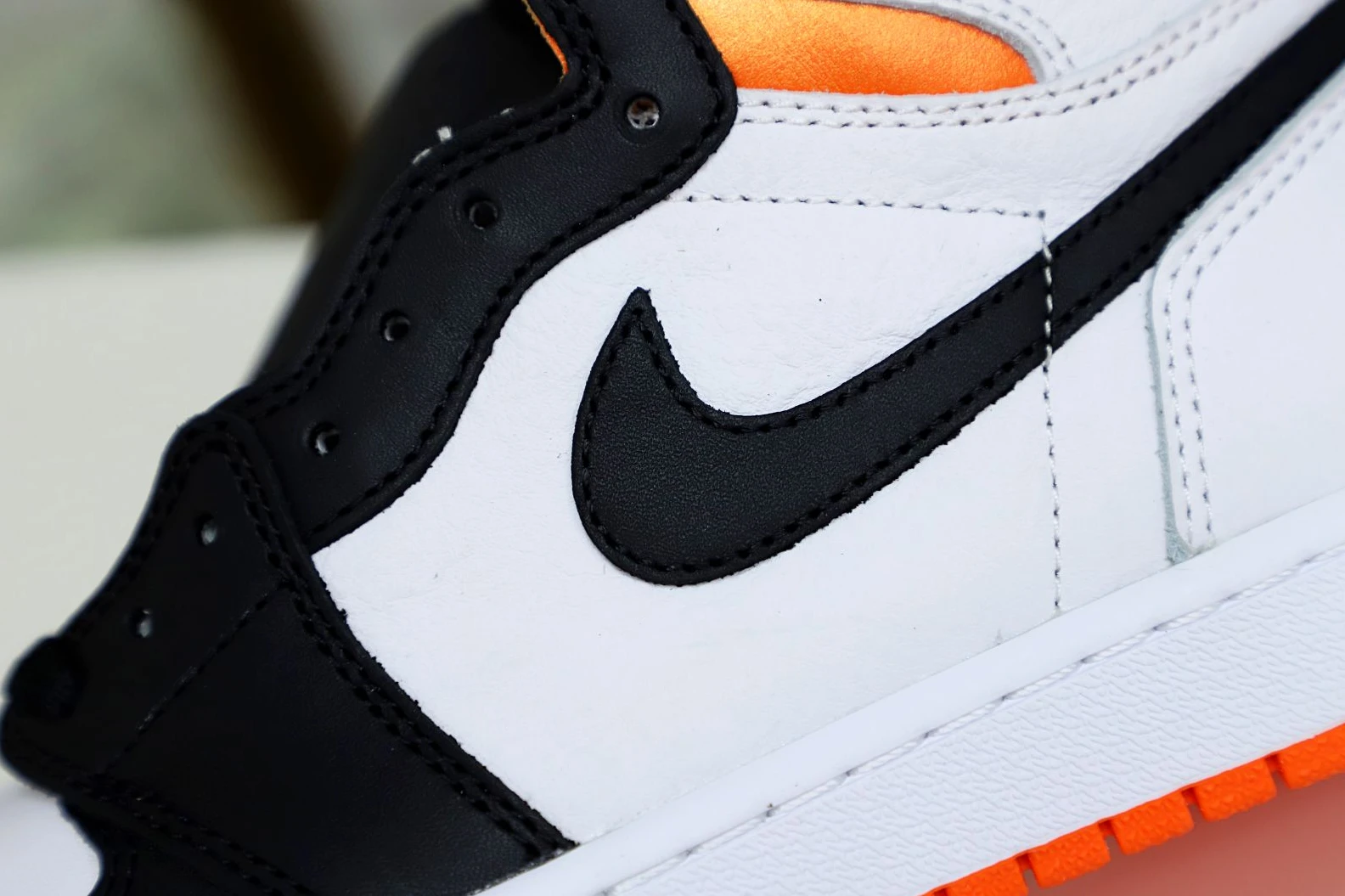 Kimikick Air Jordan 1 Retro High OG Electro Orange' Trendy 1972