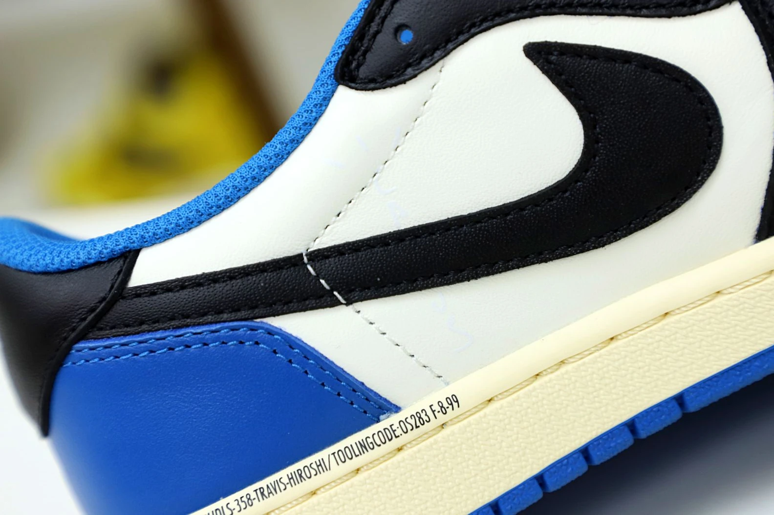 Kimikick FRAGMENT DESIGN X TRAVIS SCOTT X AIR JORDAN 1 LOW GoodFit 1938