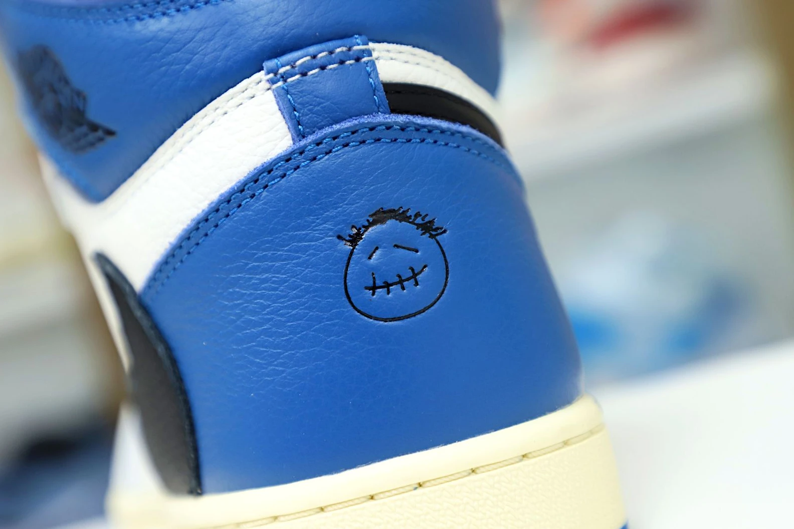 Kimikick FRAGMENT DESIGN X TRAVIS SCOTT X AIR JORDAN 1 RETRO HIGH WellDesigned 1935