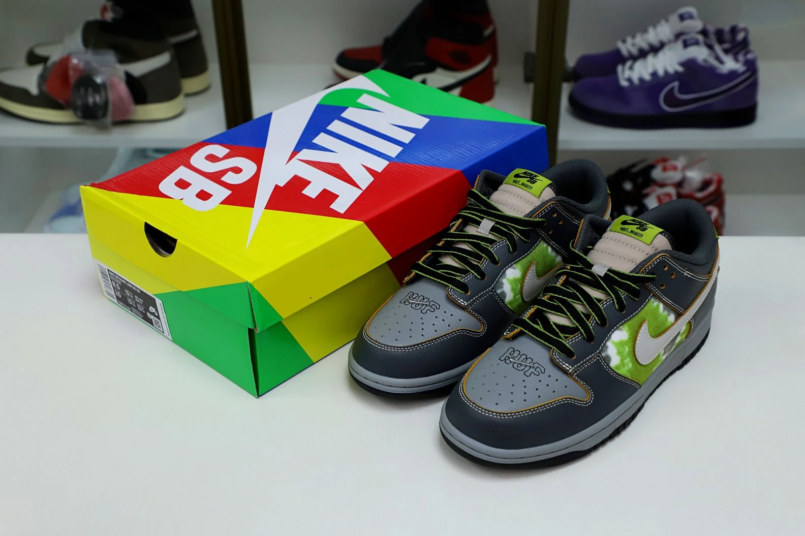 Kimikick HUF NIKE SB DUNK LOW FRIENDS AND FAMILY AllSeason 3512