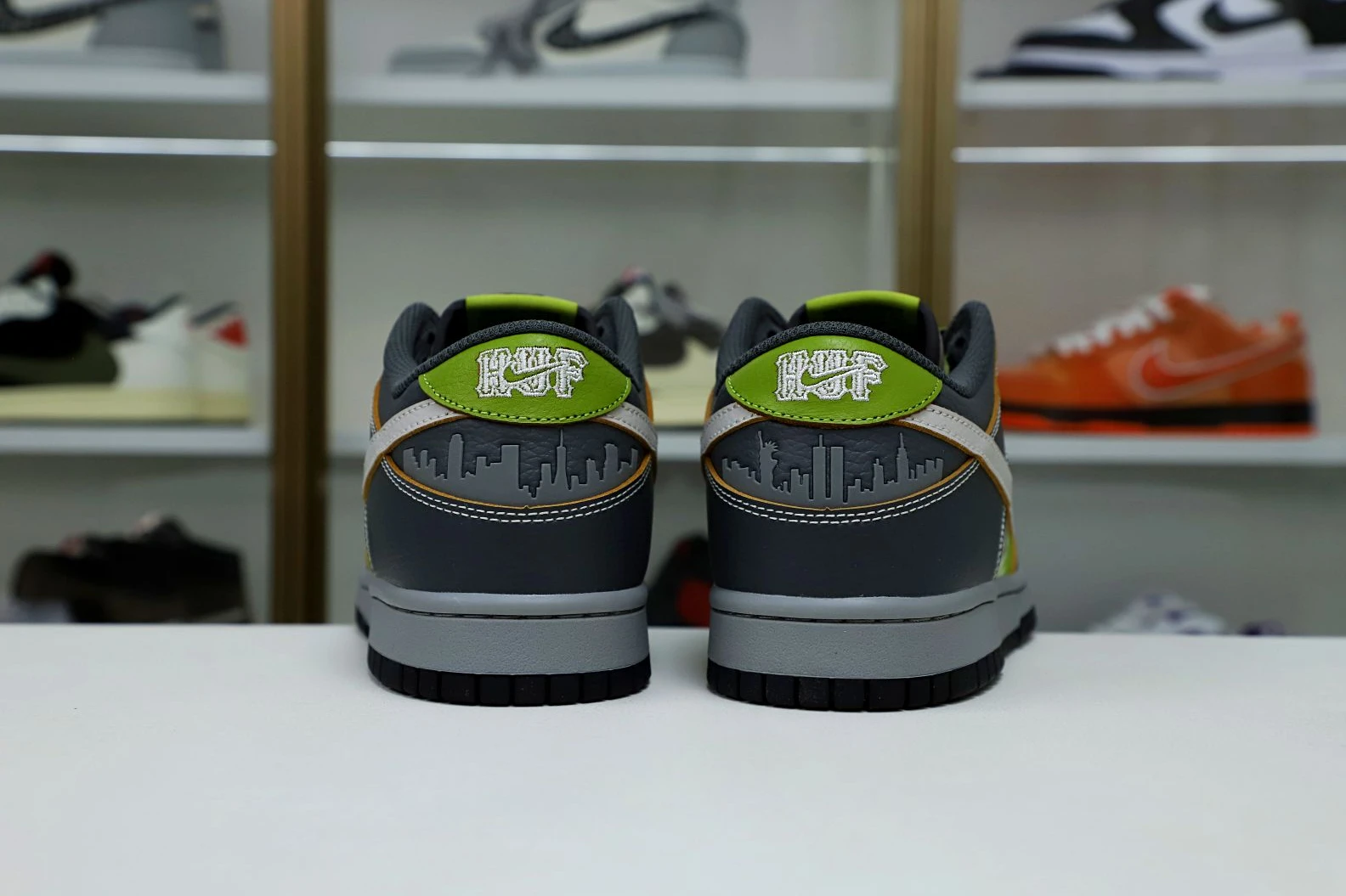 Kimikick HUF NIKE SB DUNK LOW FRIENDS AND FAMILY AllSeason 3512