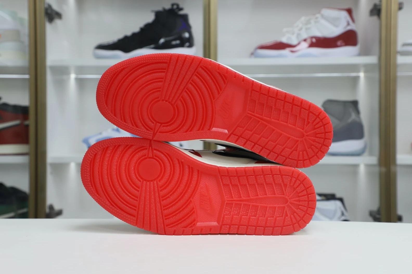 Kimikick Jordan Air Jordan 1 Retro High OG StreetReady 1900