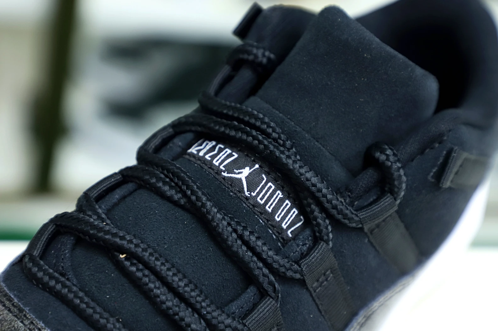 Kimikick Jordan Air Jordan 11 retro low barons GoAnywhere 1914