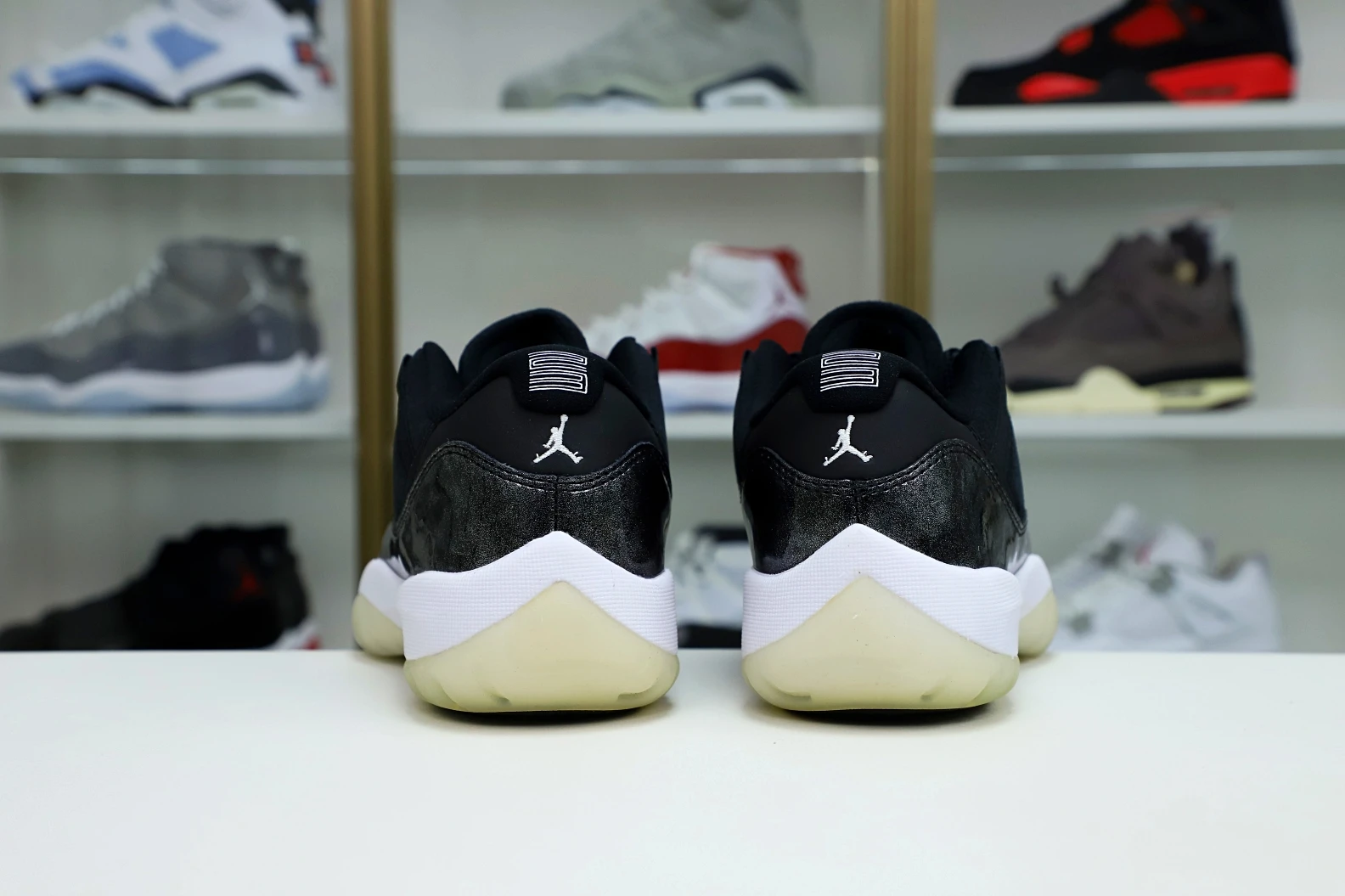 Kimikick Jordan Air Jordan 11 retro low barons GoAnywhere 1914