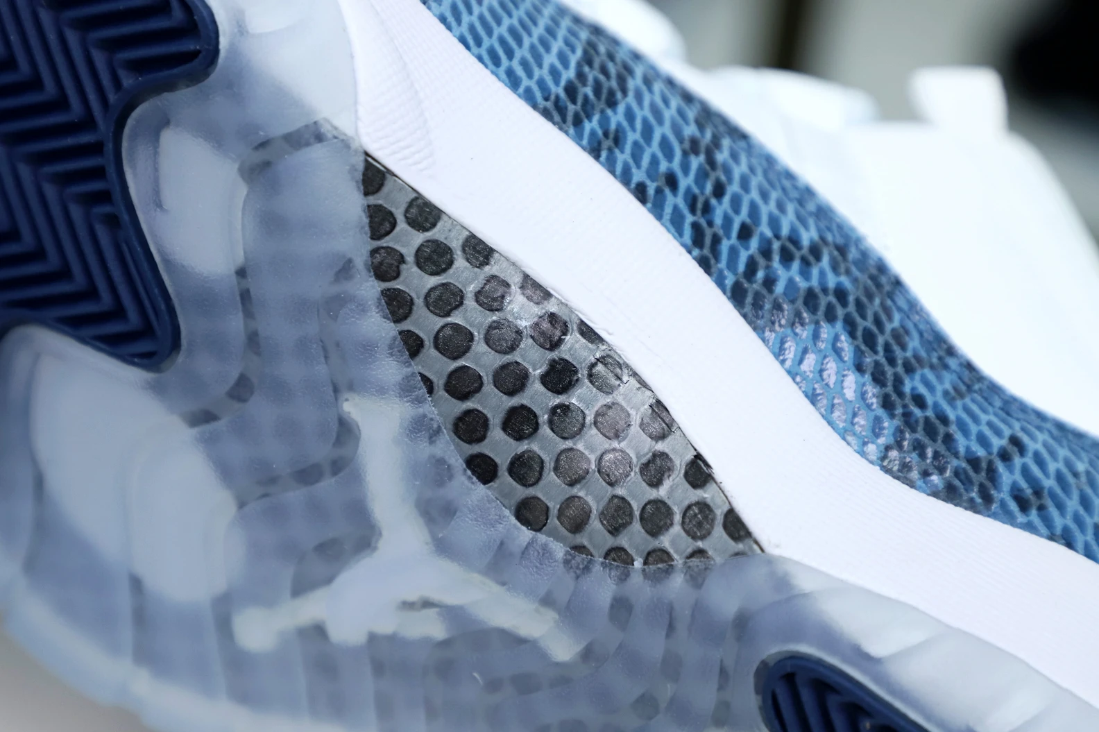 Kimikick Jordan Air Jordan 11 “navy snakeskin” NewStyle 1913