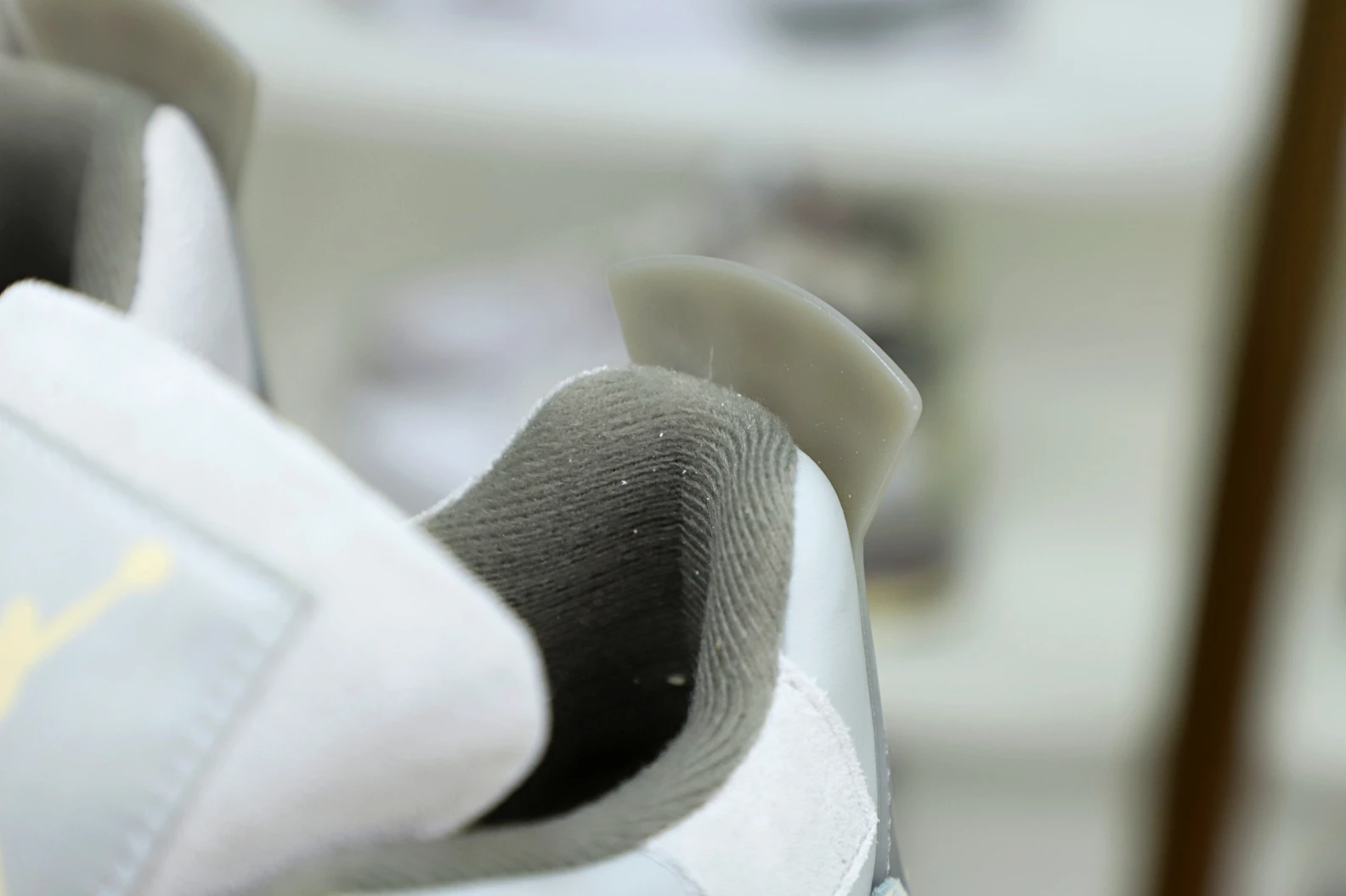 Kimikick Jordan Air Jordan 4 SE GoAnywhere 1963